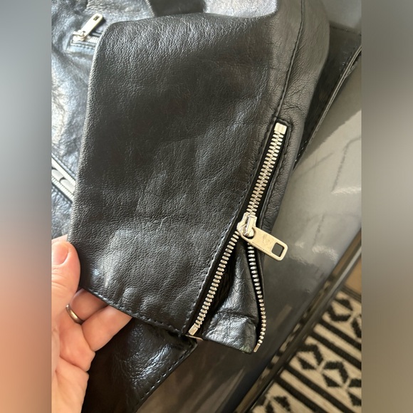 Dolce & Gabbana Woman's Black Leather Jacket, Size 42 - Picture 10 of 13